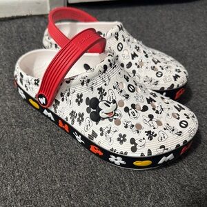 Crocs Mickey Mouse size 4 J